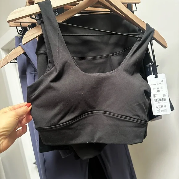 Varley Bundle (57 Pieces). All pieces are NWT - Picture 6 of 16